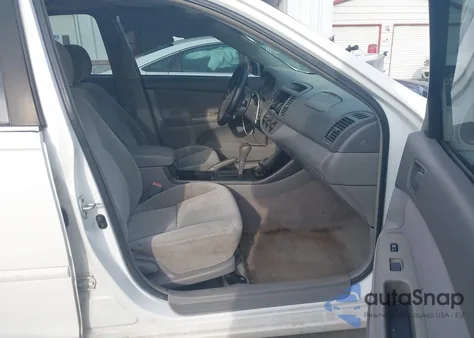 2003 Toyota Camry Le from USA, damaged, VIN 4T1BE32K53U132125